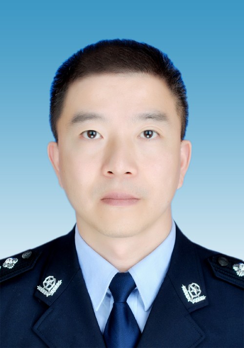 何  澜